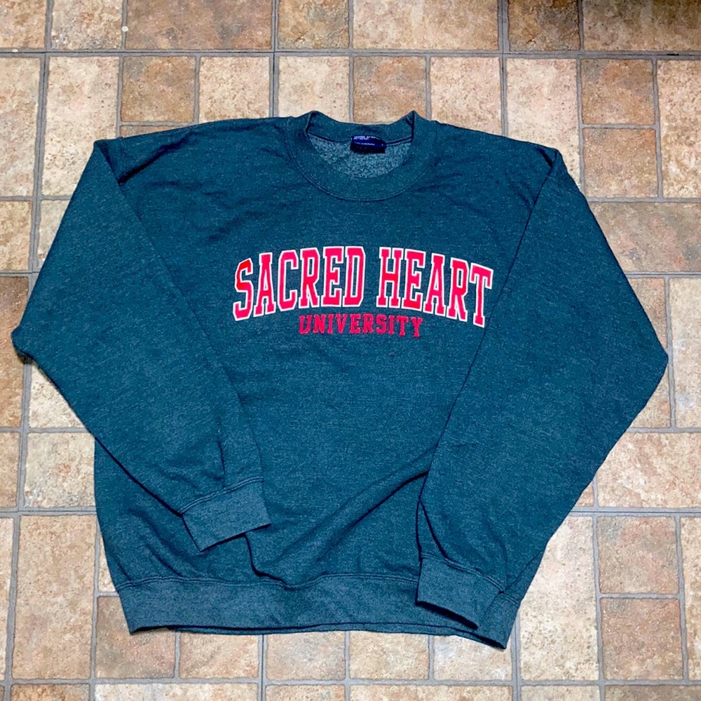 SACRED HEART UNIVERSITY
